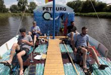 用塑料瓶DIY一艘船，并航行500英里